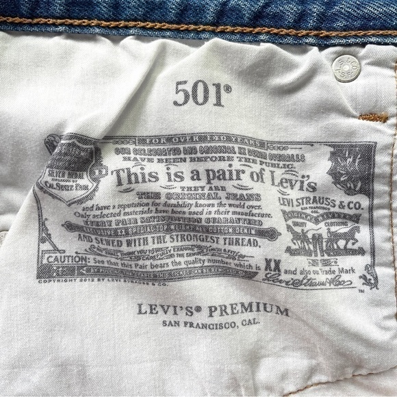 Levi’s 501 Button-fly High Rise Denim Jean Cutoff Shorts - 30" - Picture 6 of 11